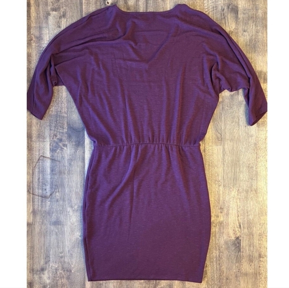 🆕️ Michael Stars V-Neck Dress. Relaxed Top & Fitted Bottom. NWT - Picture 9 of 10